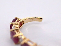 Gouden oorbellen met diamanten en robijn - afbeelding 7 van  9