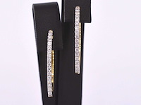 Gouden oorbellen met diamanten - afbeelding 1 van  8