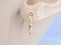 Gouden oorbellen met diamanten - afbeelding 2 van  8