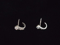 Gouden oorbellen met diamanten - afbeelding 5 van  8