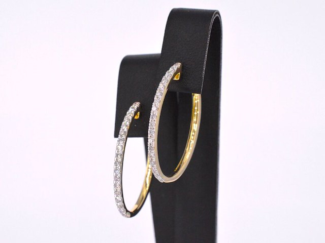 Gouden oorbellen met diamanten - afbeelding 4 van  7