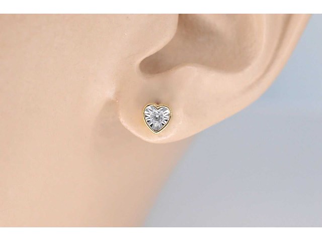 Gouden oorbellen met hartvorm briljant diamant - afbeelding 2 van  6