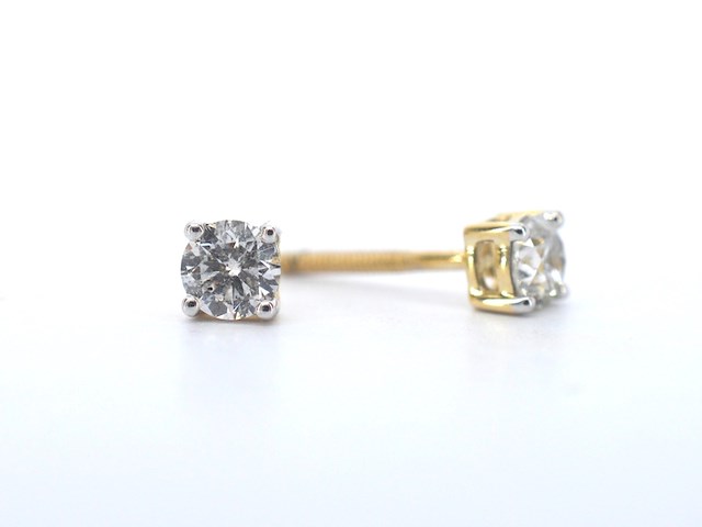 Gouden oorbellen met natuurlijke diamant - afbeelding 2 van  9