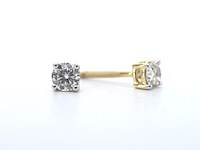 Gouden oorbellen met natuurlijke diamant - afbeelding 2 van  9