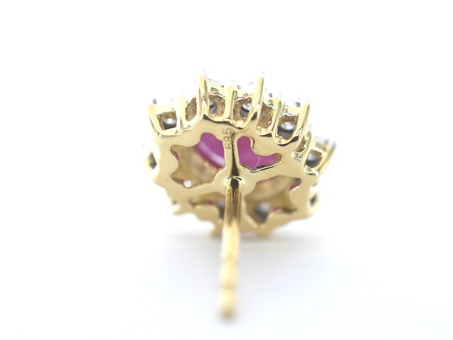 Gouden oorbellen met natuurlijke diamanten en robijn - afbeelding 9 van  12