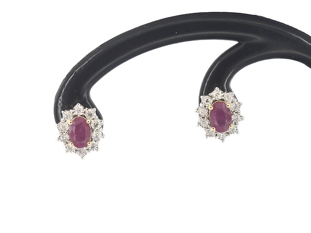 Gouden oorbellen met natuurlijke diamanten en robijn - afbeelding 1 van  12