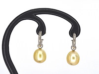 Gouden oorbellen met zuidzee parels - afbeelding 2 van  8