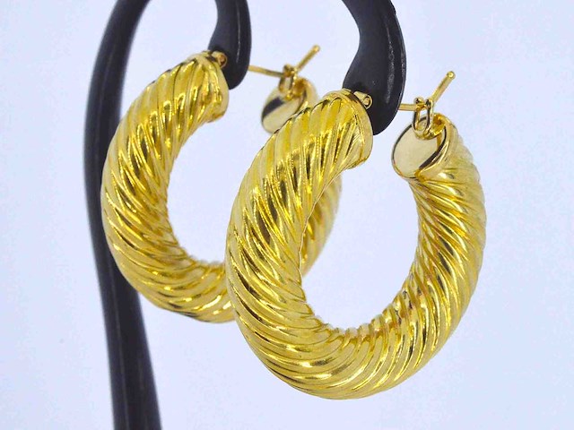 Gouden oorbellen - afbeelding 4 van  7