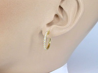 Gouden oorhangers met 26 diamanten - afbeelding 2 van  9