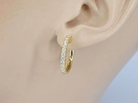 Gouden oorhangers met 26 diamanten - afbeelding 4 van  10