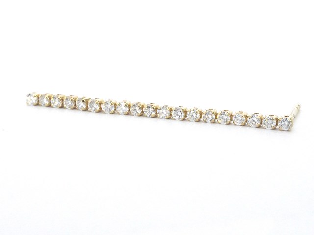 Gouden oorhangers met een rij aan natuurlijke diamanten - afbeelding 10 van  11