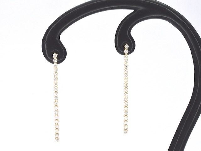 Gouden oorhangers met een rij aan natuurlijke diamanten - afbeelding 5 van  9