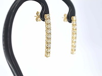 Gouden oorhangers met natuurlijke briljant geslepen diamanten - afbeelding 5 van  10