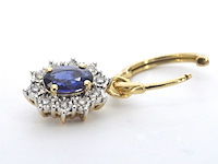 Gouden oorhangers met natuurlijke diamanten en blauwe saffieren - afbeelding 5 van  9