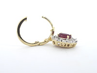 Gouden oorhangers met natuurlijke diamanten en robijnen - afbeelding 7 van  10