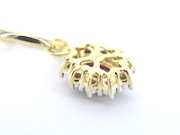 Gouden oorhangers met natuurlijke diamanten en robijnen - afbeelding 8 van  10