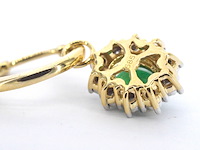 Gouden oorhangers met natuurlijke diamanten en smaragden - afbeelding 7 van  10