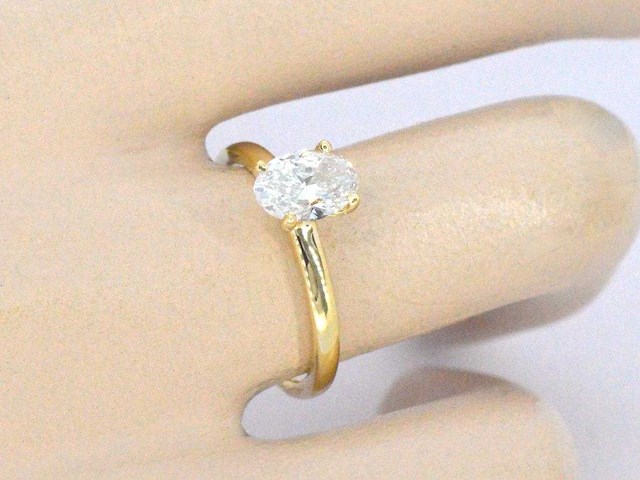 Gouden ovaal solitair ring met diamant 1.00 carat - afbeelding 9 van  10