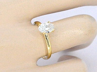 Gouden ovaal solitair ring met diamant 1.00 carat - afbeelding 9 van  10