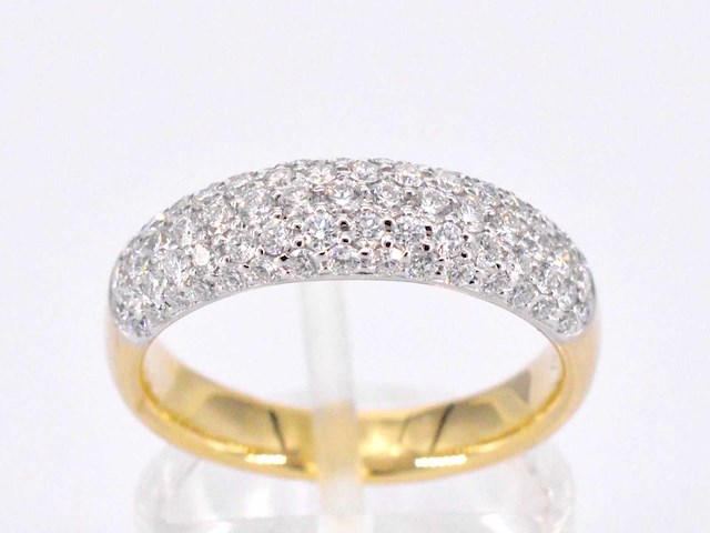 Gouden pave ring met diamanten 0.90 carat - afbeelding 1 van  10