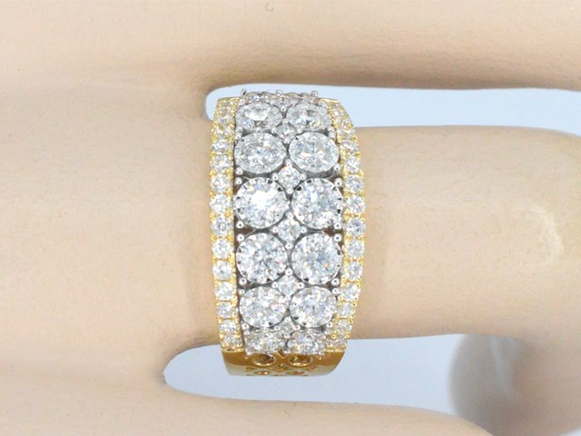 Gouden pavering met diamanten - afbeelding 4 van  11