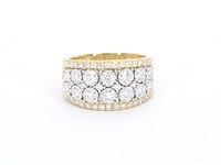 Gouden pavering met diamanten - afbeelding 8 van  11