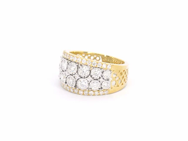 Gouden pavering met diamanten - afbeelding 10 van  11