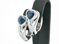 Gouden piaget hart oorbellen met topaas - afbeelding 6 van  12