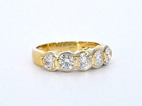 Gouden rij ring met 5 diamanten - afbeelding 5 van  9