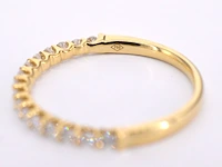 Gouden rijring bezet met briljant geslepen diamanten - afbeelding 11 van  11