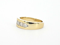 Gouden rijring met diamanten - afbeelding 5 van  9