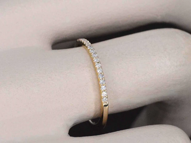 Gouden ring diamant 0.10 ct - afbeelding 2 van  9