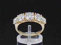 Gouden ring met 2.90 carat briljanten