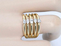 Gouden ring met 5 bijzondere diamanten - afbeelding 3 van  10