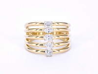 Gouden ring met 5 bijzondere diamanten - afbeelding 7 van  10