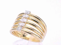 Gouden ring met 5 bijzondere diamanten - afbeelding 7 van  12