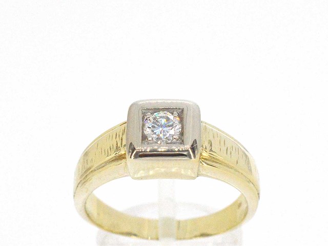 Gouden ring met briljant geslepen diamanten - afbeelding 1 van  11