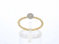 Gouden ring met centraal een rondje vol gezet met diamanten - afbeelding 6 van  10