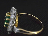 Gouden ring met centrale hoge kwaliteit smaragd en natuurlijke diamanten - afbeelding 8 van  8