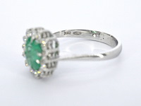 Gouden ring met de hand gemaakt met diamanten en hoge kwaliteit smaragd - afbeelding 8 van  10