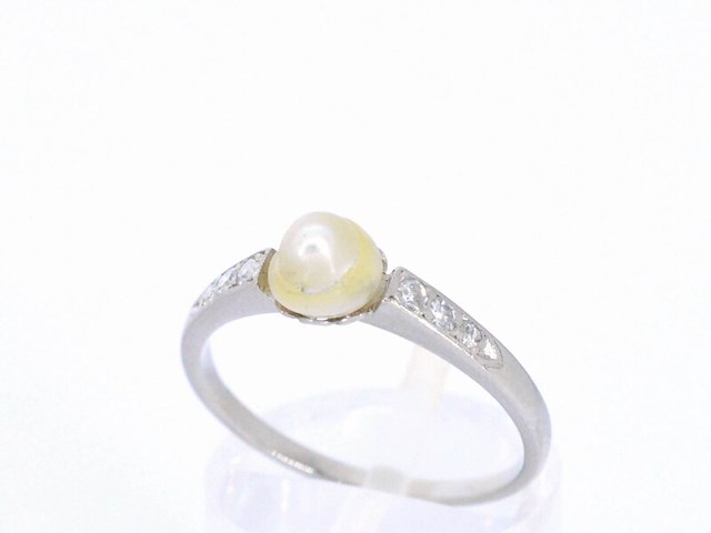 Gouden ring met diamanten en een orient parel - afbeelding 3 van  7
