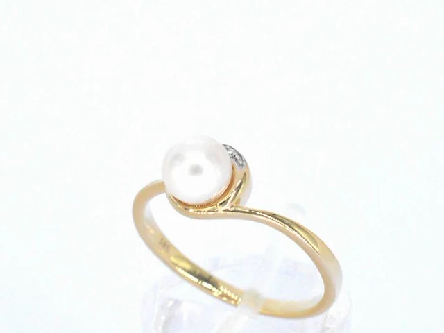 Gouden ring met diamanten en een parel - afbeelding 5 van  11