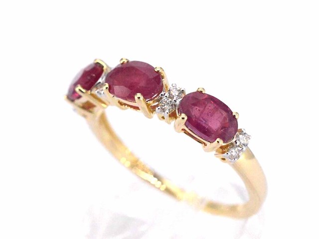 Gouden ring met diamanten en robijn - afbeelding 5 van  10