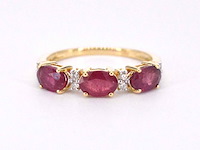 Gouden ring met diamanten en robijn - afbeelding 7 van  10
