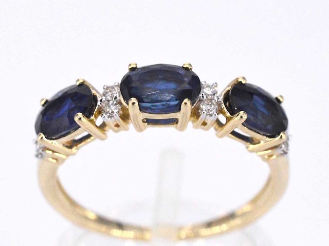 Gouden ring met diamanten en saffier - afbeelding 1 van  10