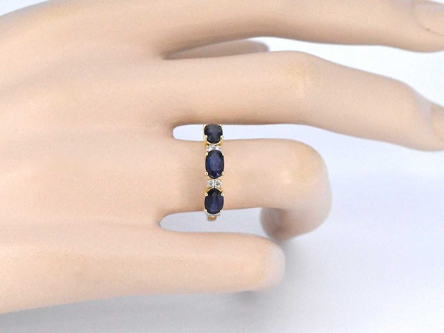 Gouden ring met diamanten en saffier - afbeelding 4 van  10