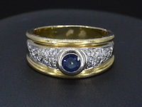 Gouden ring met diamanten en saffier - afbeelding 2 van  7