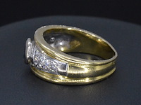 Gouden ring met diamanten en saffier - afbeelding 3 van  7