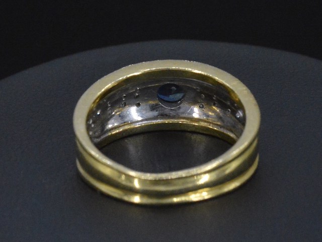 Gouden ring met diamanten en saffier - afbeelding 4 van  7