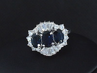 Gouden ring met diamanten en saffieren - afbeelding 2 van  4